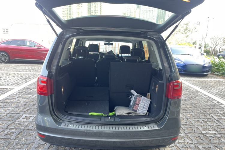 Used Seat Alhambra 2013 1.8TSI Luxury Edition Euro IV Trunk