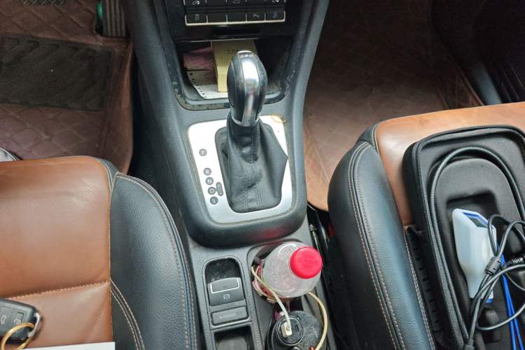Used Seat Alhambra 2013 1.8 TSI Luxury Navigation Version Euro IV Gear Lever