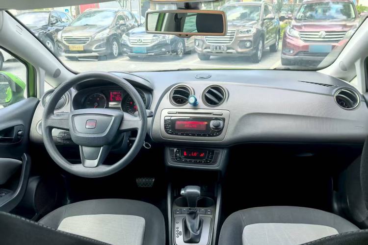 Used Seat Ibiza 2013 1.2TSI 5-Door Style Trim Interior 1