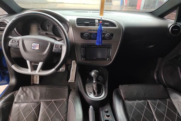Used Seat LEON 2012 2.0 TSI CUPRA Center Console