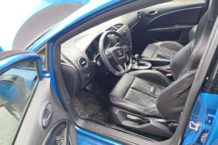 Used Seat LEON 2012 2.0 TSI CUPRA Driver Seat