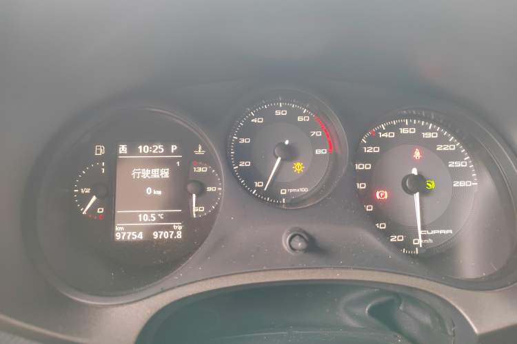 Used Seat LEON 2012 2.0 TSI CUPRA Instrument Cluster