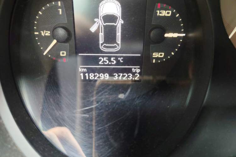 Used Seat LEON 2012 2.0 TSI CUPRA Odometer Close Up