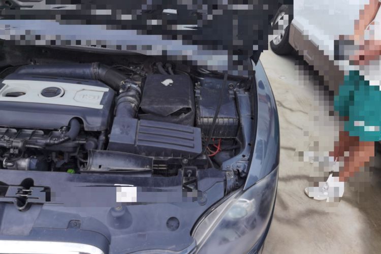 Used Seat LEON 2012 1.8TSI FR+ Engine Bay Left