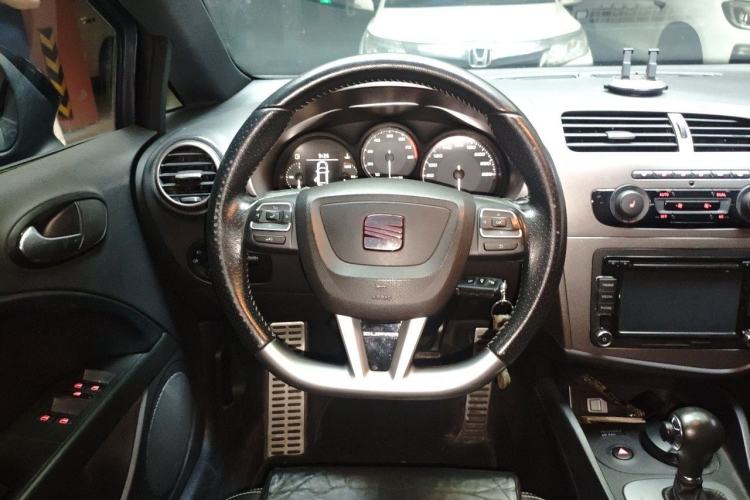 Used Seat LEON 2012 2.0 TSI CUPRA Steering Wheel