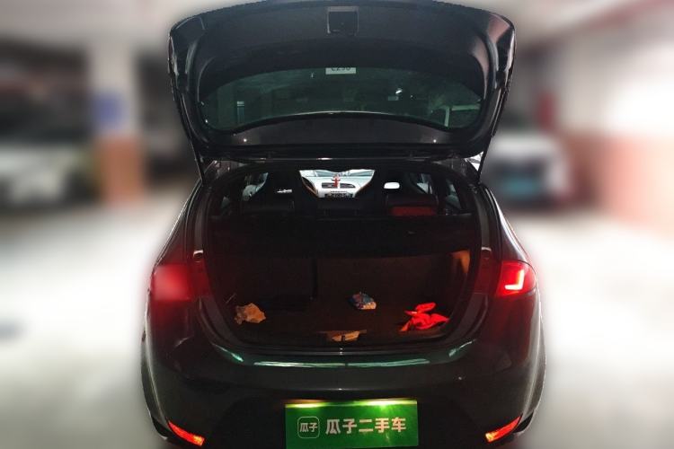 Used Seat LEON 2012 2.0 TSI CUPRA Trunk
