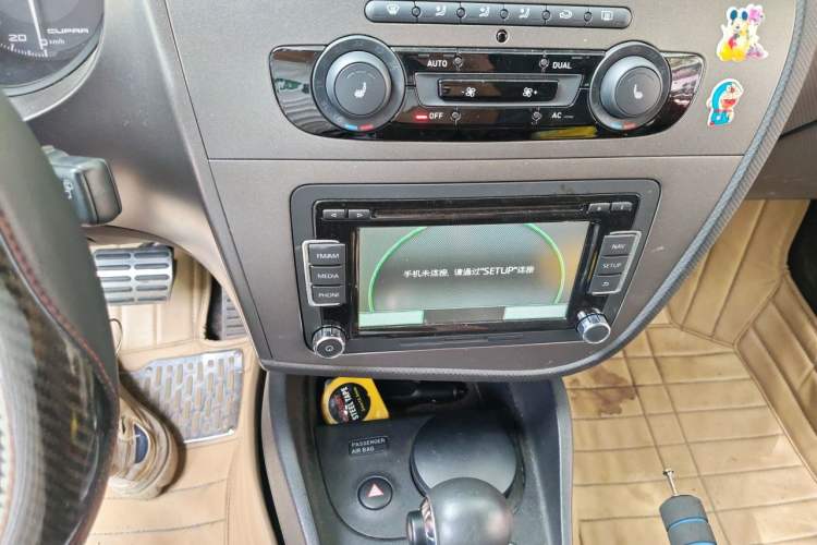 Used Seat LEON 2012 2.0 TSI CUPRA Audio And AC Panel