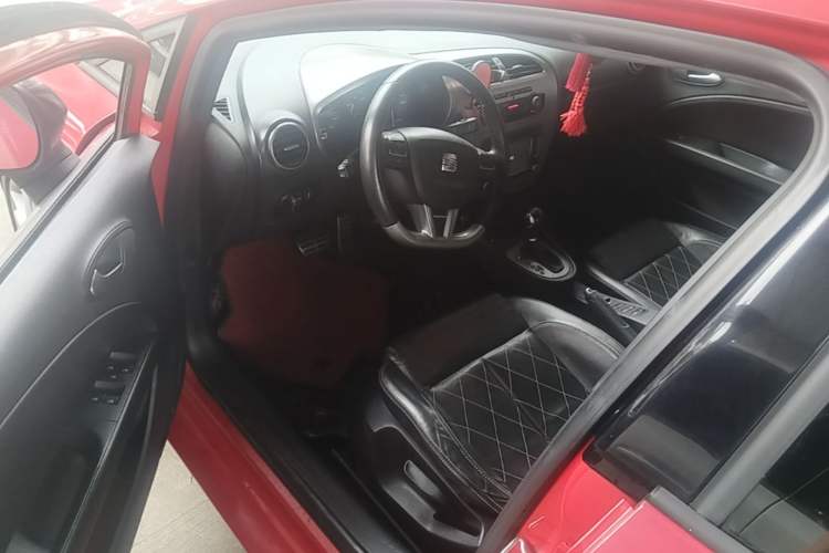 Used Seat LEON 2012 2.0 TSI CUPRA Driver Seat