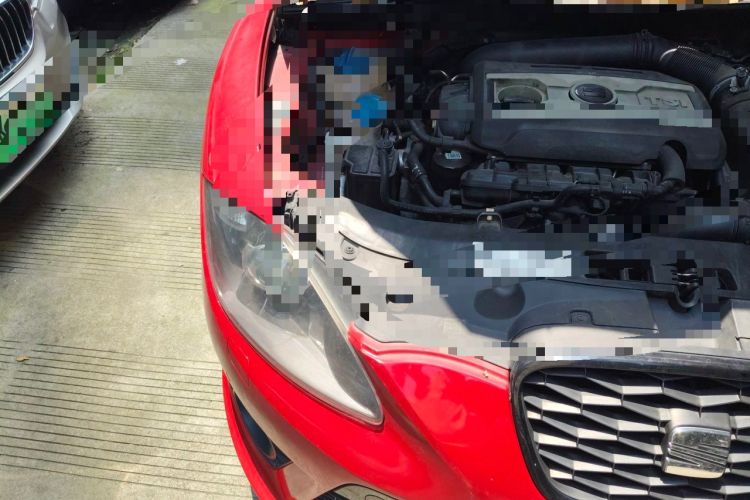 Used Seat LEON 2012 2.0 TSI CUPRA Engine Bay Right