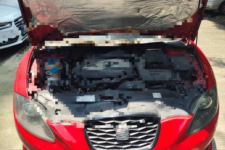 Used Seat LEON 2012 2.0 TSI CUPRA Engine Bay