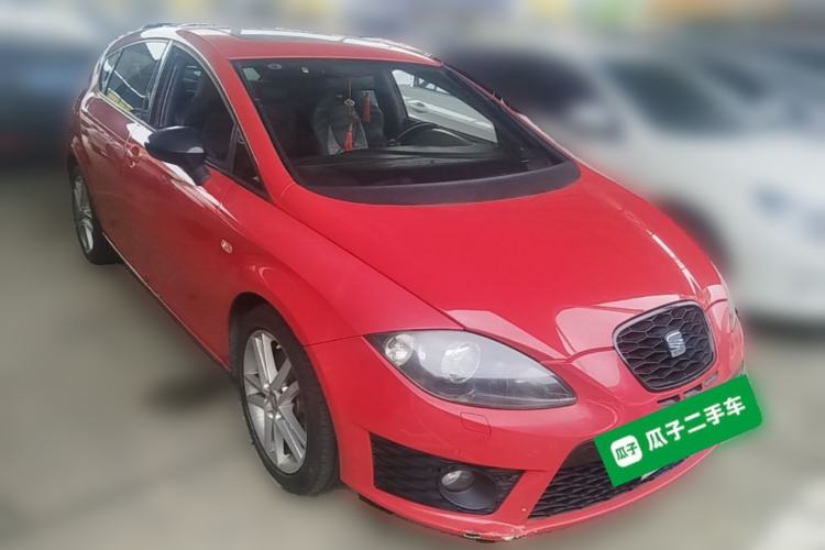 Used Seat LEON 2012 2.0 TSI CUPRA Front Right 45 Deg