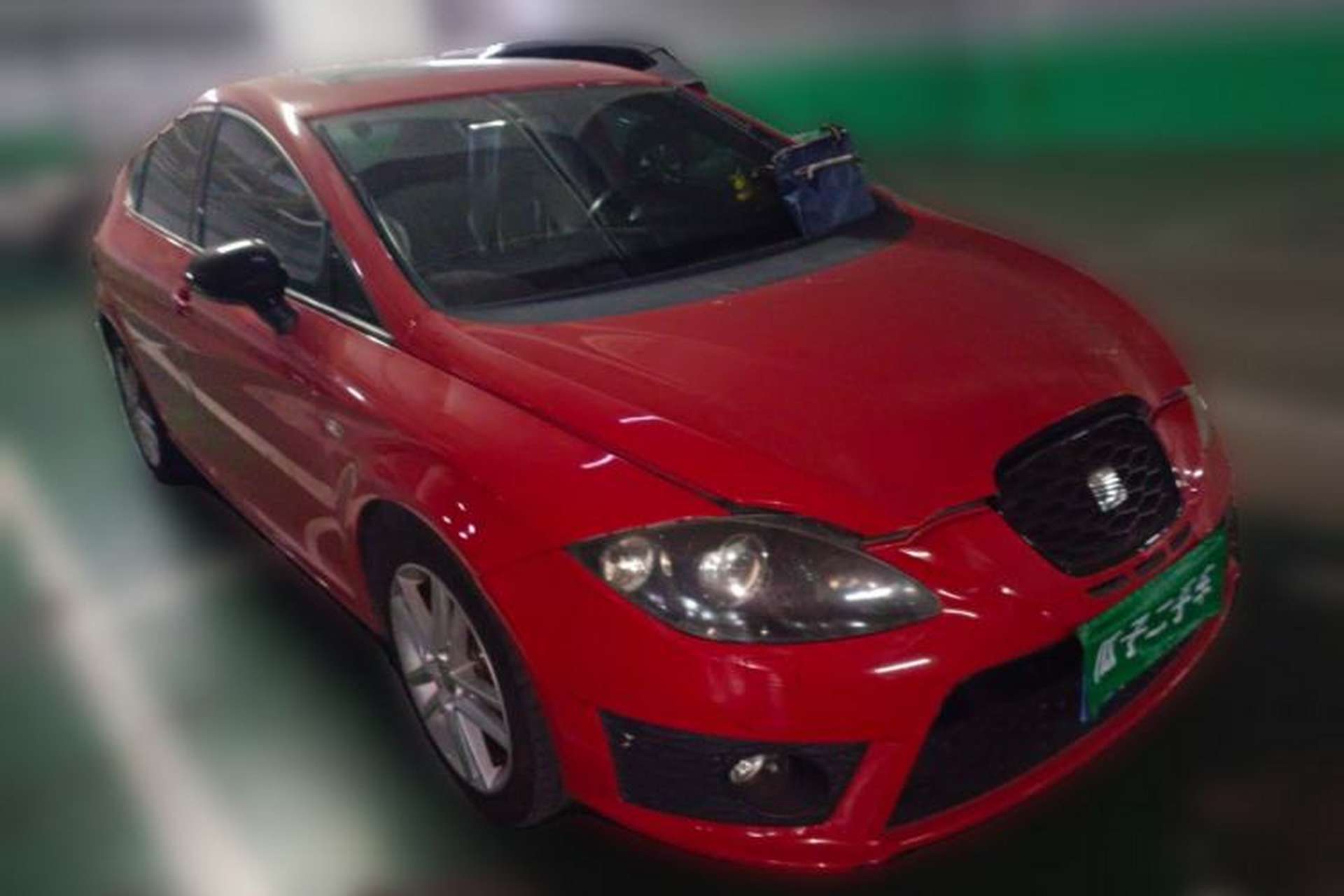 Used Seat LEON 2012 2.0 TSI CUPRA Front Right 45 Deg