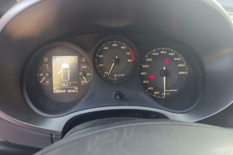 Used Seat LEON 2012 2.0 TSI CUPRA Instrument Cluster