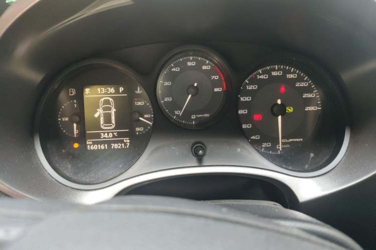 Used Seat LEON 2012 2.0 TSI CUPRA Instrument Cluster