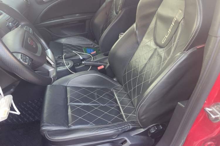 Used Seat LEON 2012 2.0 TSI CUPRA Left Front Seat