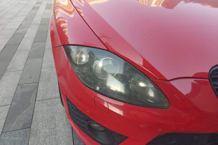Used Seat LEON 2012 2.0 TSI CUPRA Right Front Headlight