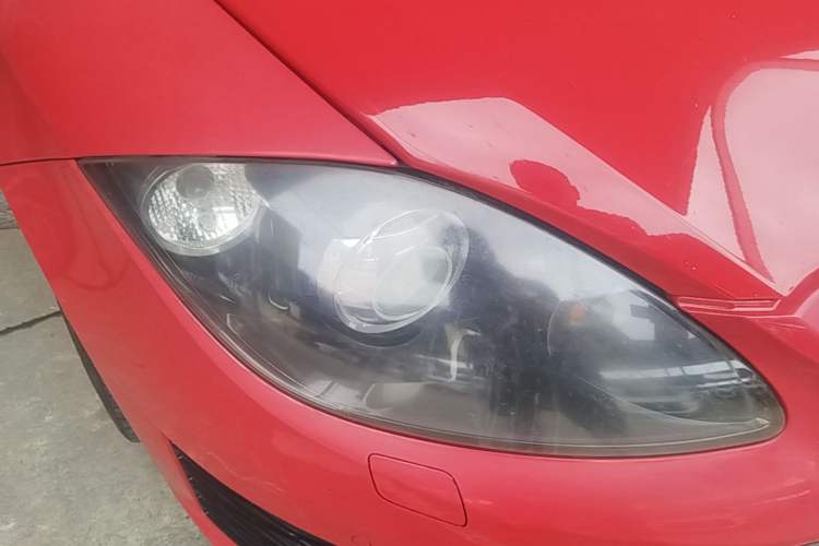 Used Seat LEON 2012 2.0 TSI CUPRA Right Front Headlight
