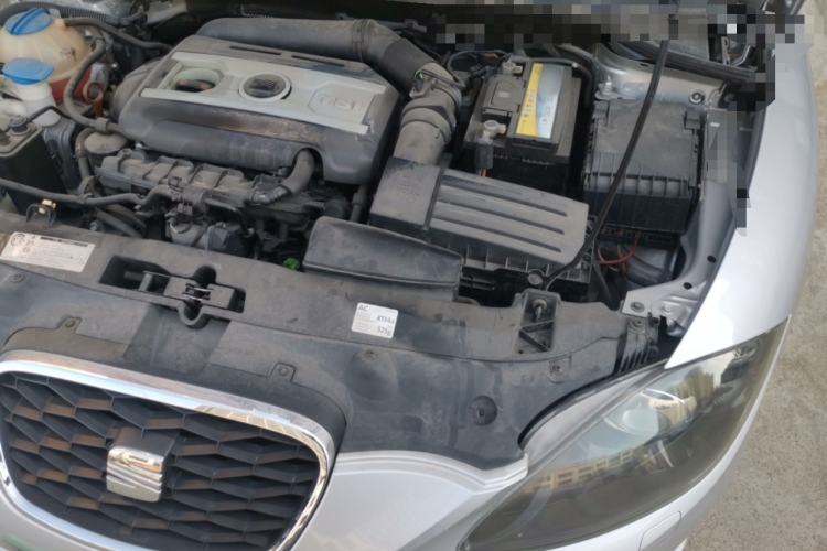 Used Seat LEON 2012 1.8TSI FR+ Engine Bay Left