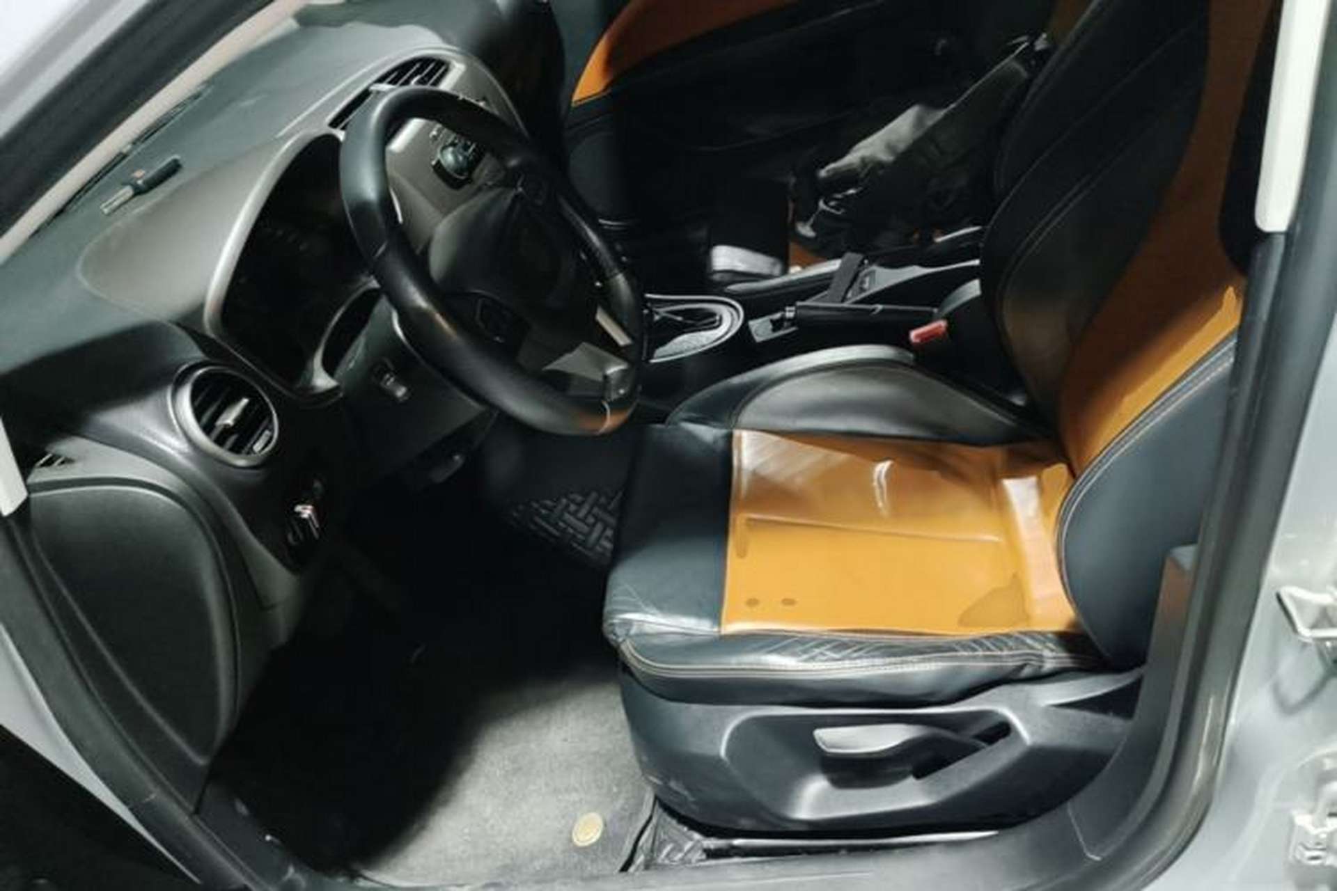 Used Seat LEON 2012 1.8TSI FR model Left Front Seat