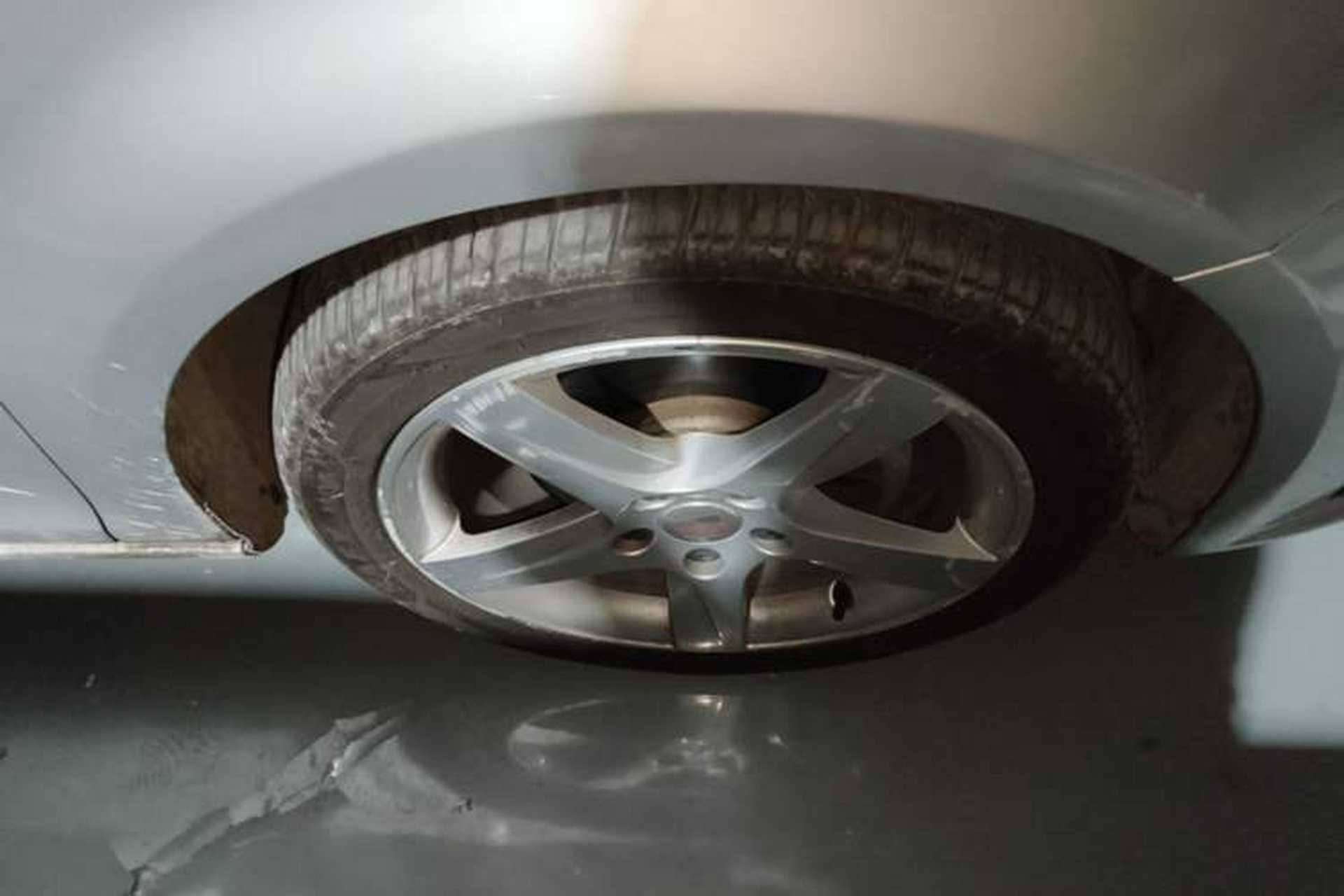 Used Seat LEON 2012 1.8TSI FR model Right Front Wheel Hub