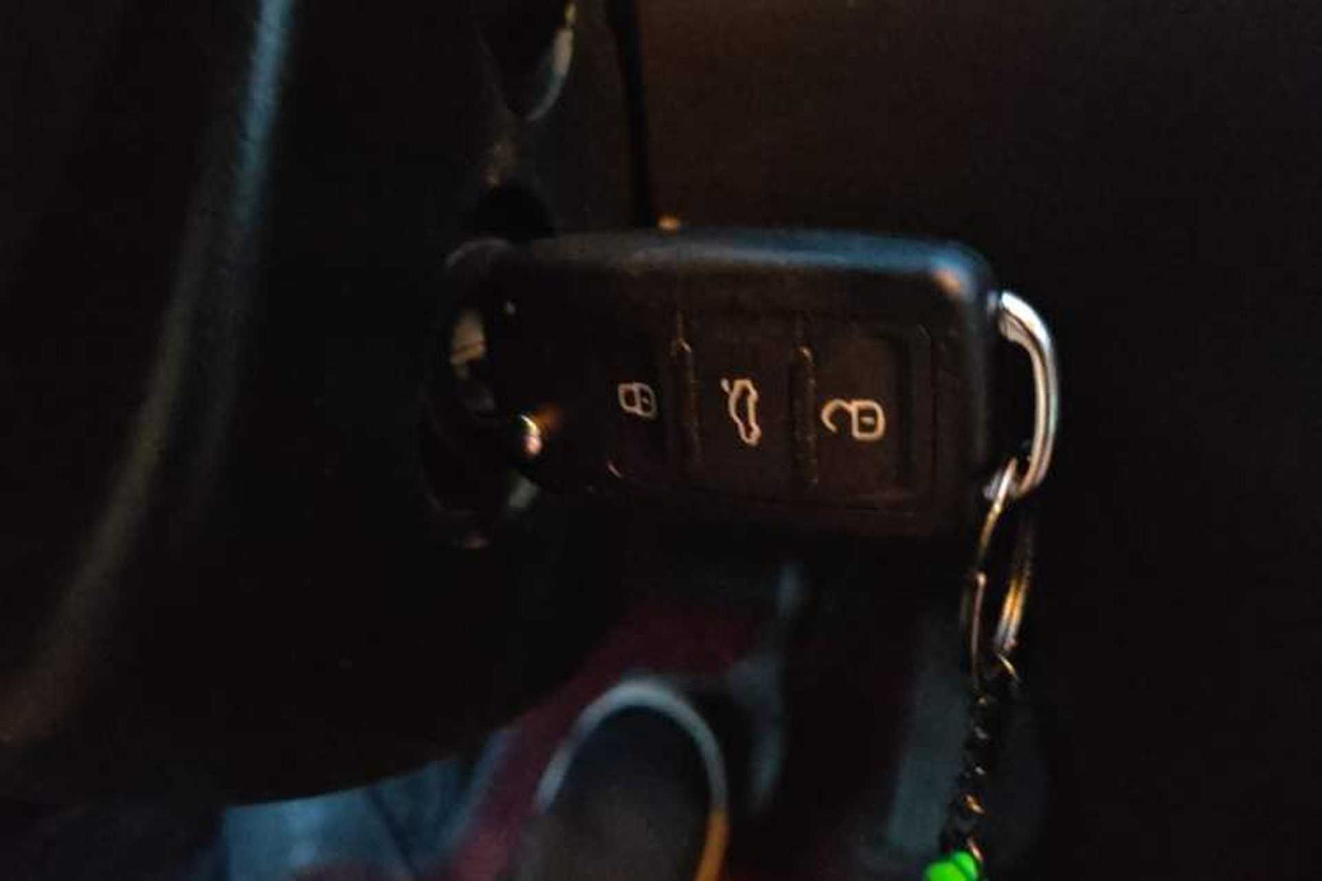 Used Seat LEON 2012 1.8TSI FR model Vehicle Key