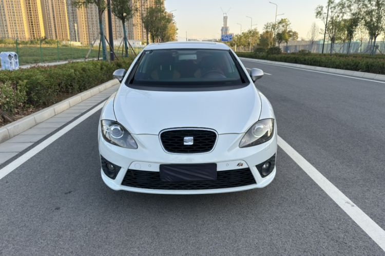 Used Seat LEON 2012 1.8TSI FR+ Exterior 1