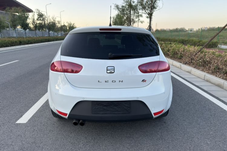 Used Seat LEON 2012 1.8TSI FR+ Exterior 5