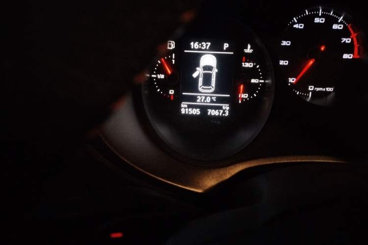 Used Seat LEON 2012 1.8TSI FR+ Odometer Close Up