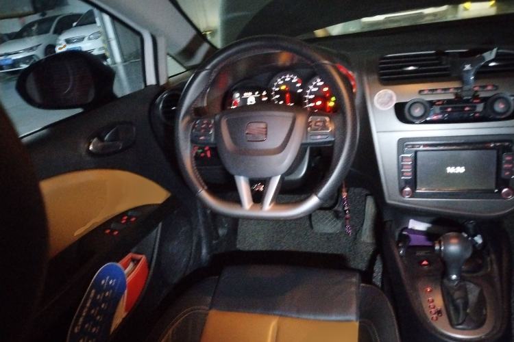 Used Seat LEON 2012 1.8TSI FR+ Steering Wheel