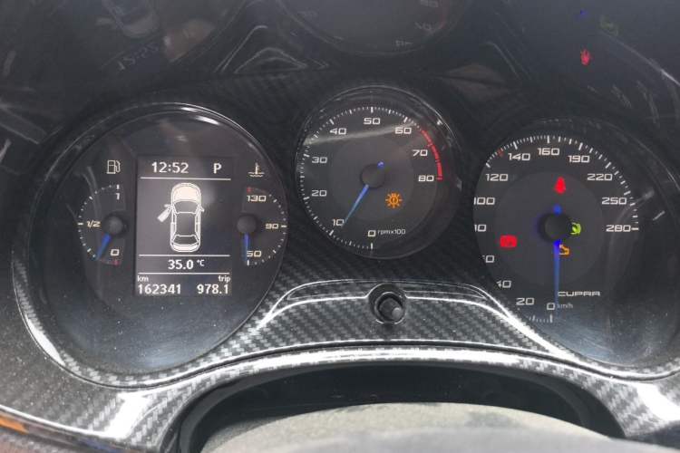 Used Seat LEON 2012 2.0 TSI CUPRA Instrument Cluster