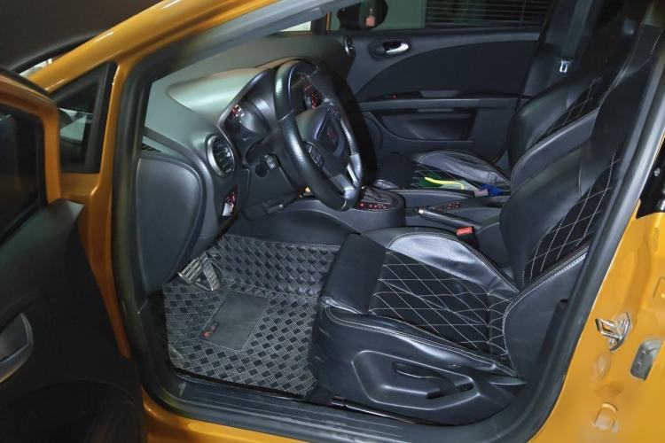 Used Seat LEON 2012 2.0 TSI CUPRA Left Front Seat