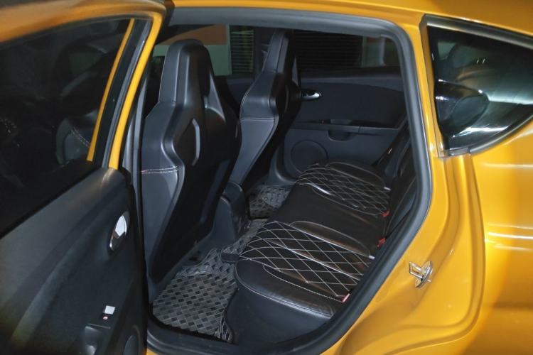 Used Seat LEON 2012 2.0 TSI CUPRA Left Rear Seat
