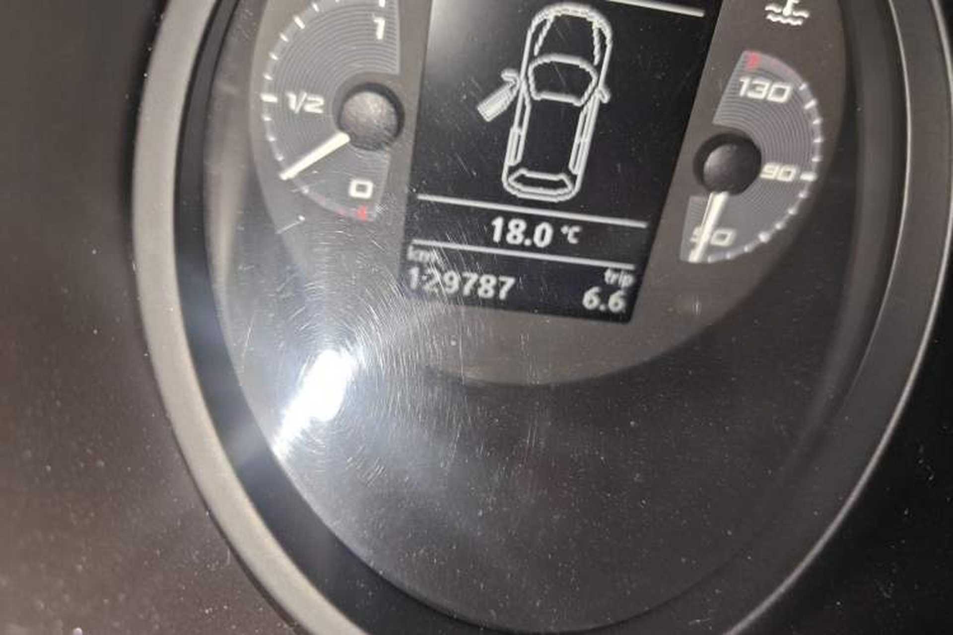 Used Seat LEON 2012 2.0 TSI CUPRA Odometer Close Up