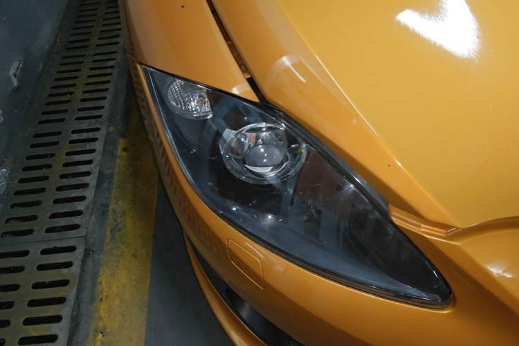 Used Seat LEON 2012 2.0 TSI CUPRA Right Front Headlight
