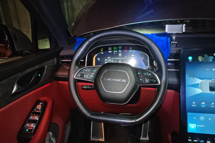 Used SERES SF5 2021 Huawei Smart Selection Four-Wheel Drive Edition Steering Wheel