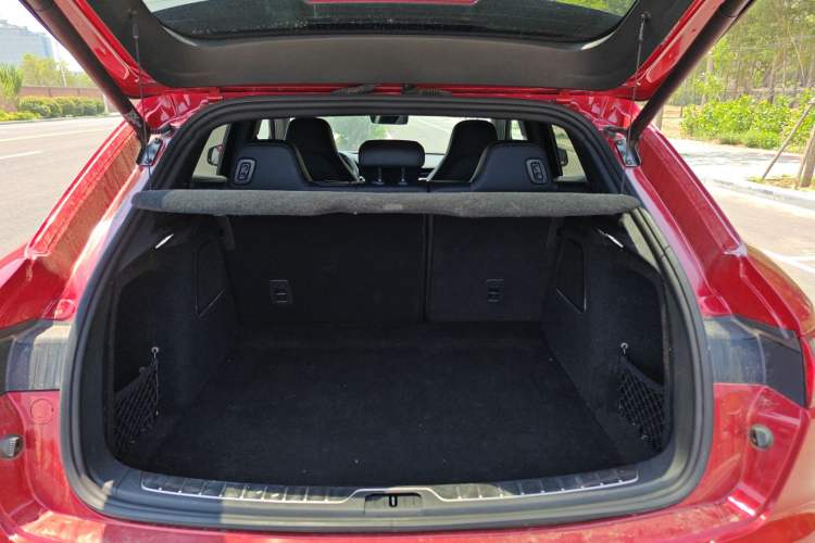 Used SERES SF5 2020 Four-Wheel Drive High-Performance Sports Edition Trunk