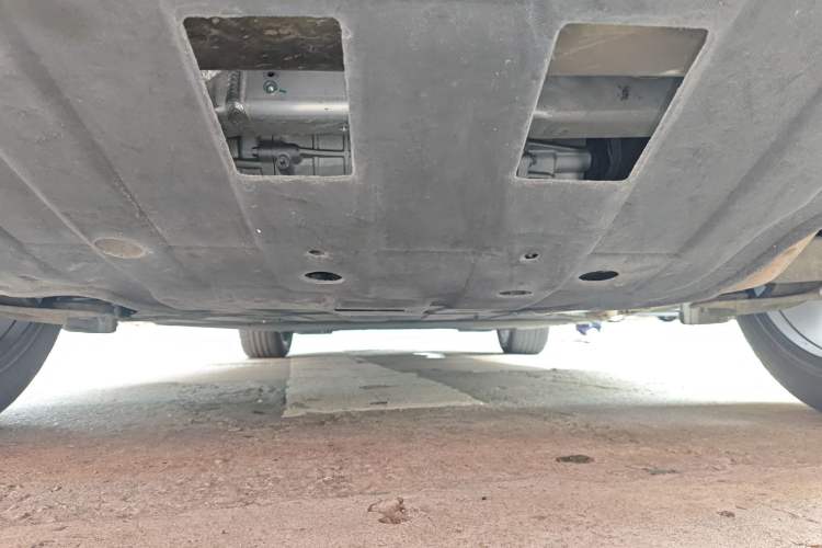 Used SERES SF5 2021 Four-Wheel Drive Freedom Expedition Edition Chassis Rear