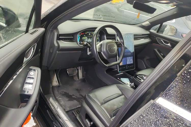 Used SERES SF5 2020 Two-Wheel Drive High-Performance Sports Edition Driver Seat