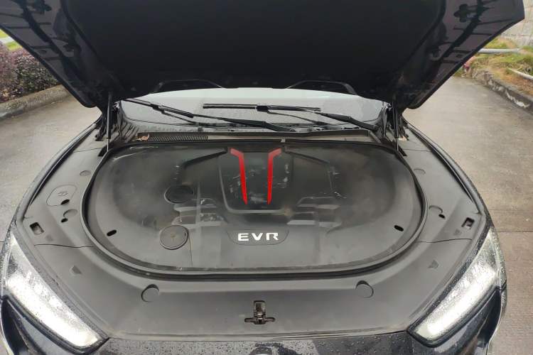 Used SERES SF5 2020 Two-Wheel Drive High-Performance Sports Edition Engine Bay
