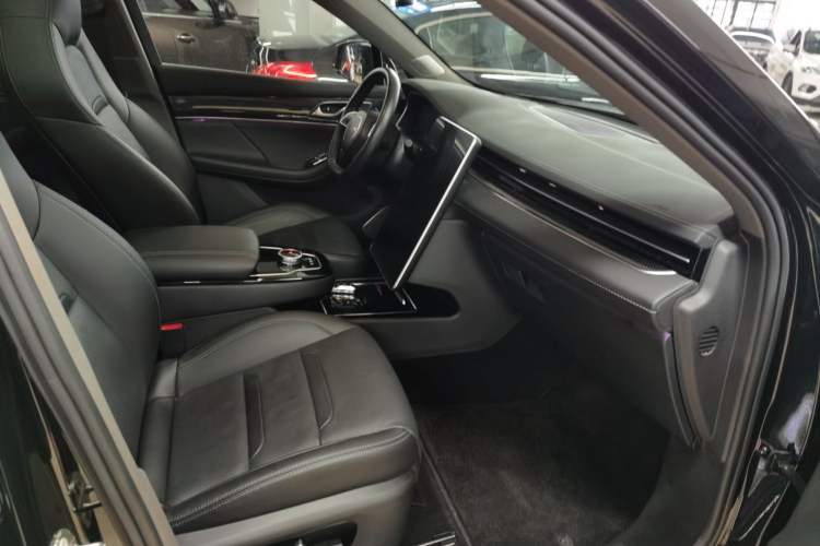 Used SERES SF5 2020 Two-Wheel Drive High-Performance Sports Edition Right Front Seat