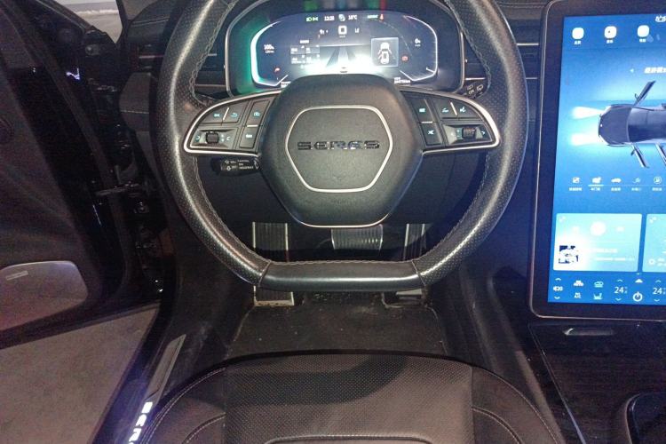 Used SERES SF5 2020 Two-Wheel Drive High-Performance Sports Edition Steering Wheel