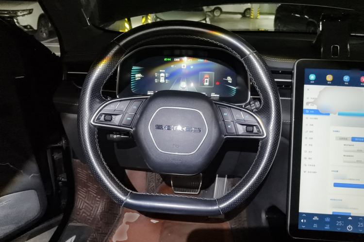 Used SERES SF5 2020 Two-Wheel Drive High-Performance Sports Edition Steering Wheel