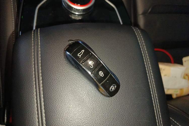 Used SERES SF5 2020 Four-Wheel Drive High-Performance Sports Edition Vehicle Key