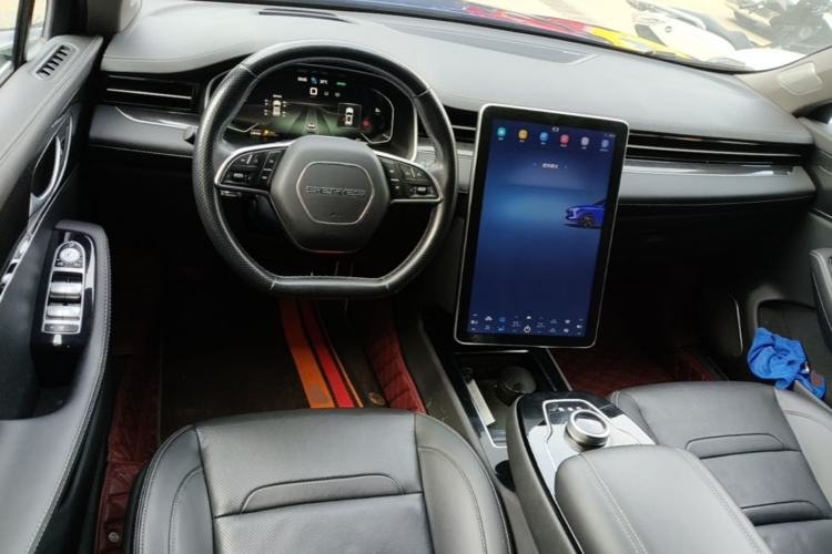 Used SERES SF5 2020 Four-Wheel Drive High-Performance Sports Edition Center Console