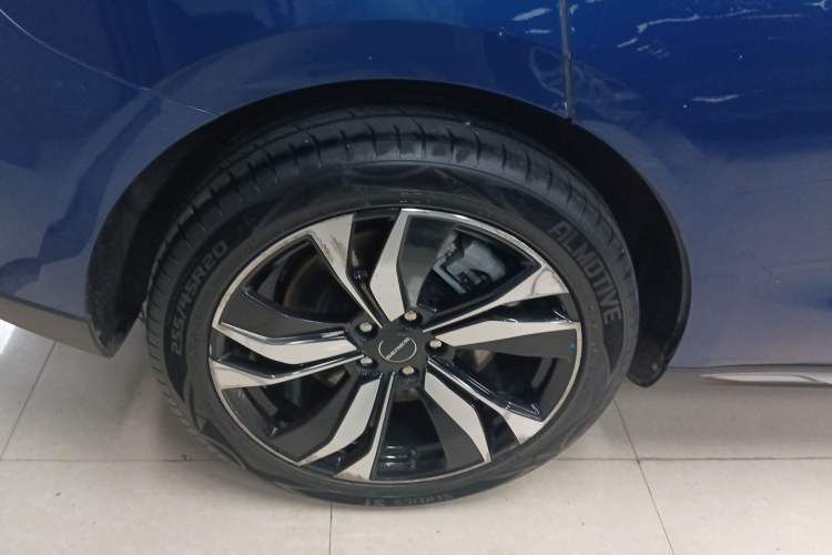 Used SERES SF5 2020 Four-Wheel Drive High-Performance Sports Edition Exterior 8