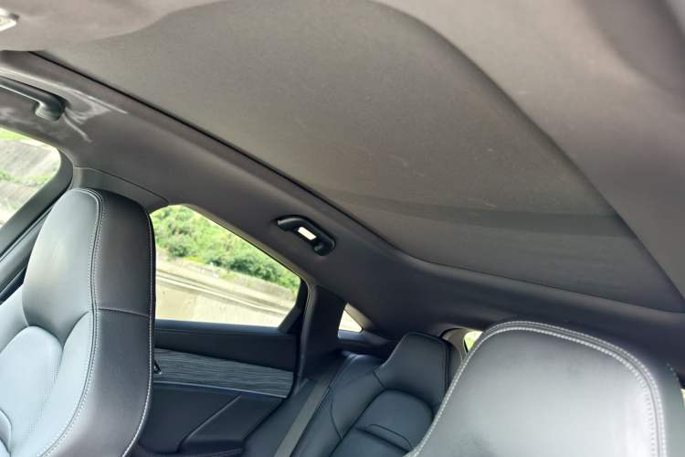 Used SERES SF5 2020 Four-Wheel Drive High-Performance Sports Edition Headliner
