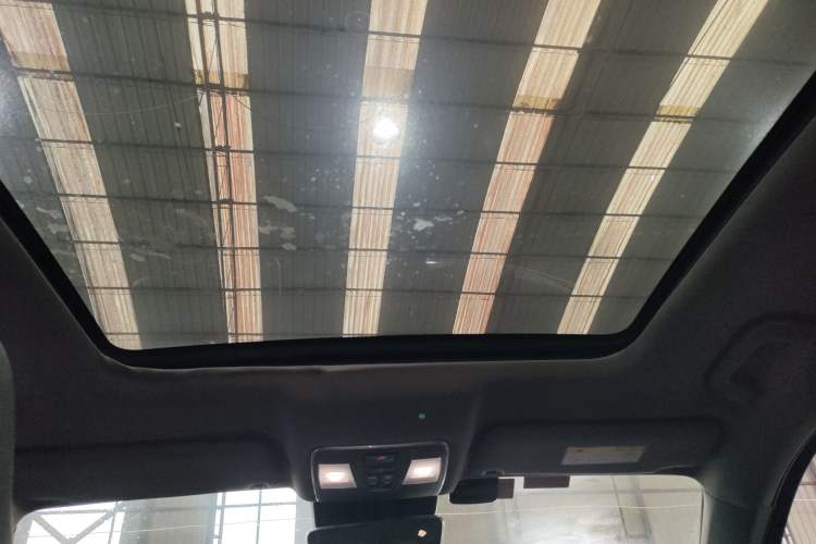 Used SERES SF5 2020 Two-Wheel Drive High-Performance Sports Edition Headliner