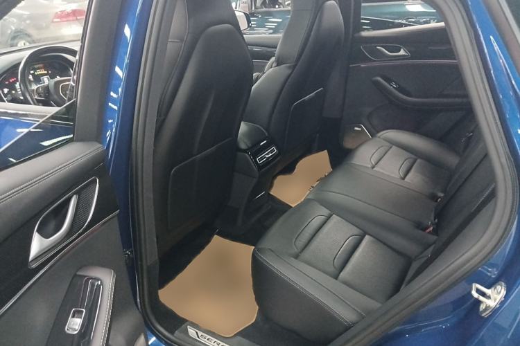 Used SERES SF5 2020 Four-Wheel Drive High-Performance Sports Edition Interior 4
