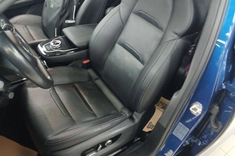 Used SERES SF5 2020 Four-Wheel Drive High-Performance Sports Edition Left Front Seat