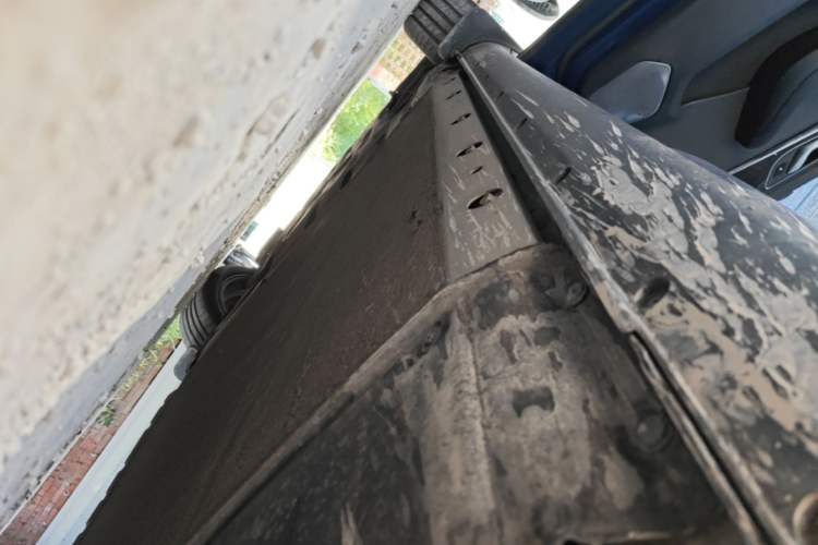 Used SERES SF5 2020 Two-Wheel Drive High-Performance Sports Edition Left Side Sill